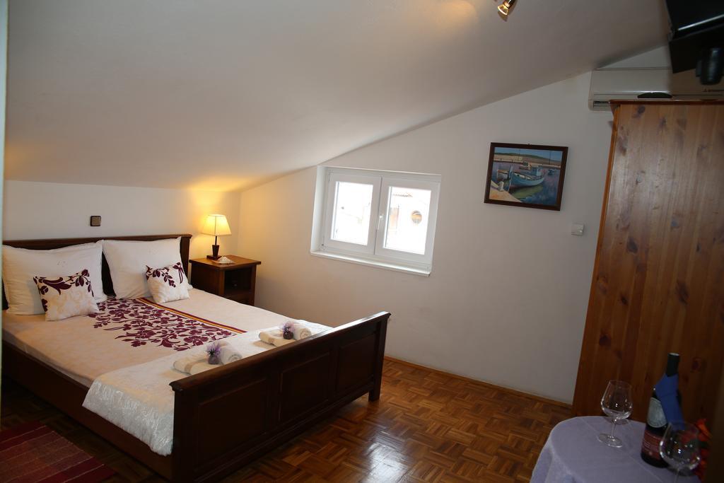 Pansion Adria Hotel Sveti Filip i Jakov Buitenkant foto