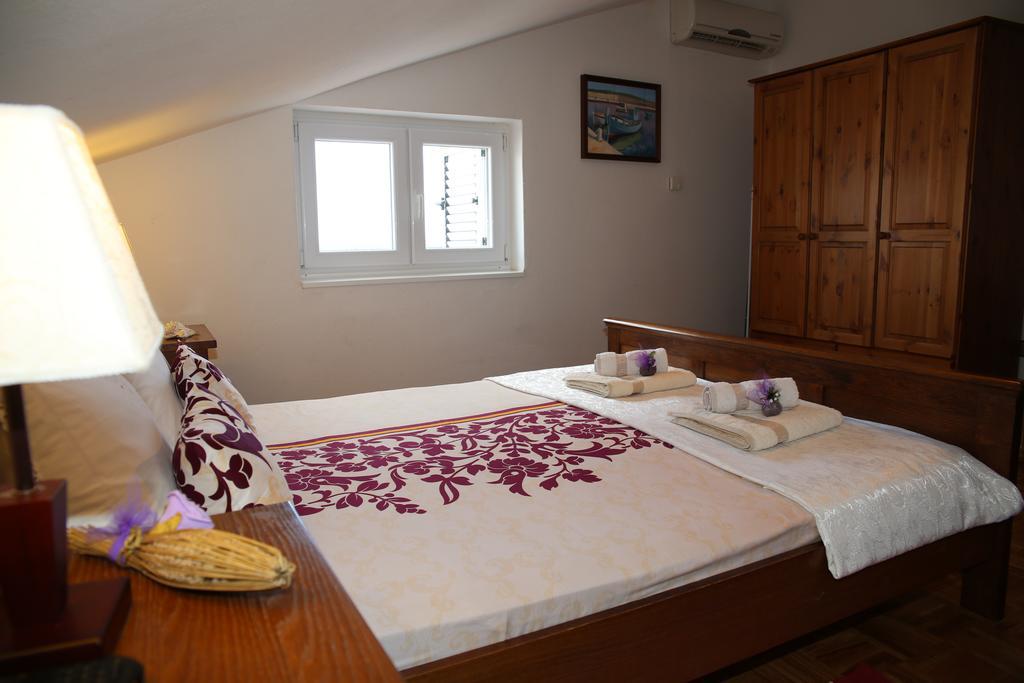 Pansion Adria Hotel Sveti Filip i Jakov Kamer foto