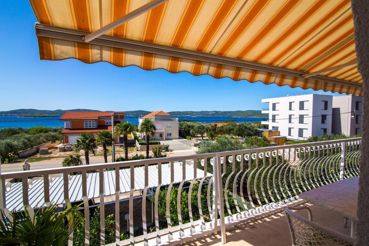 Pansion Adria Hotel Sveti Filip i Jakov Buitenkant foto