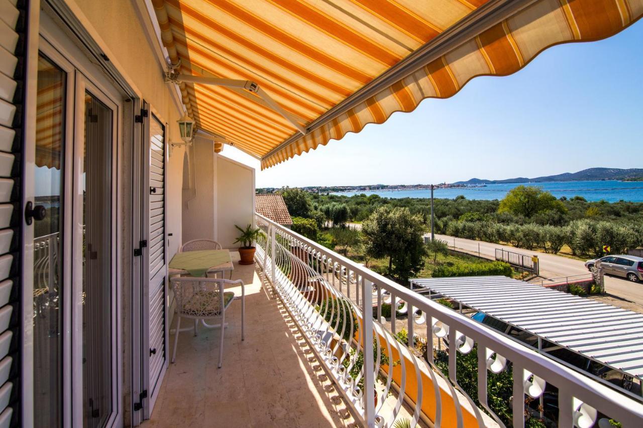 Pansion Adria Hotel Sveti Filip i Jakov Buitenkant foto