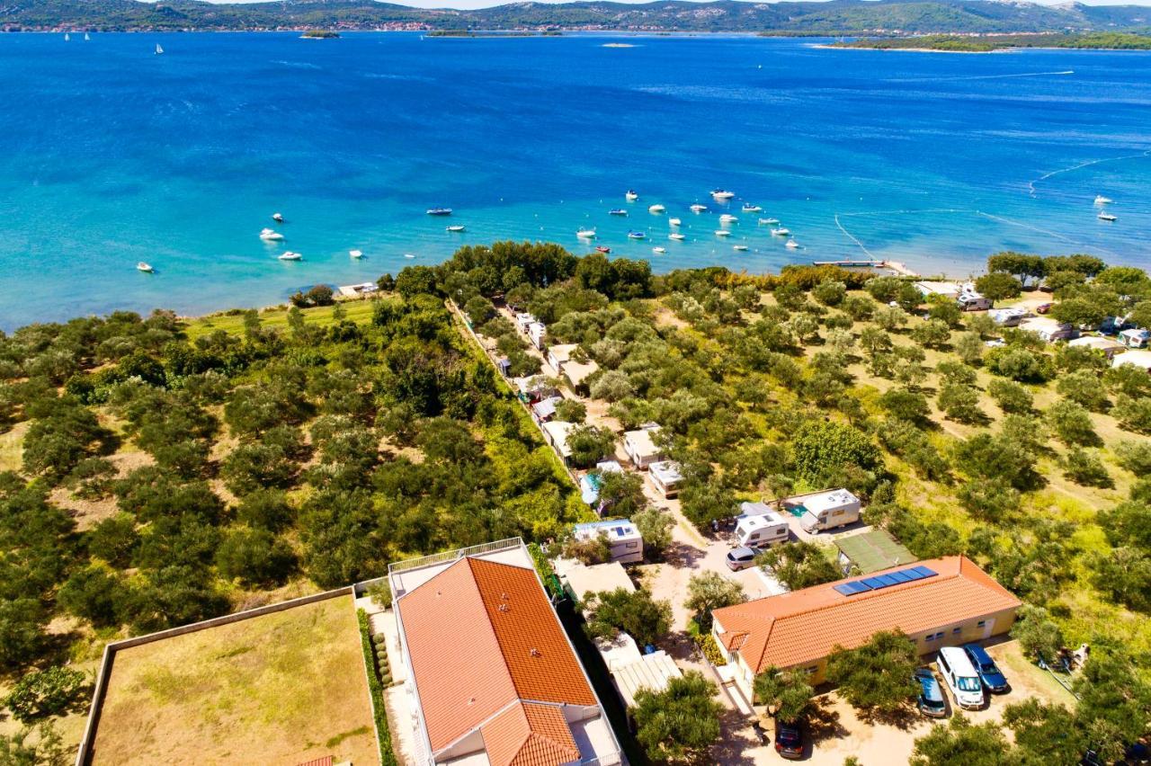 Pansion Adria Hotel Sveti Filip i Jakov Buitenkant foto
